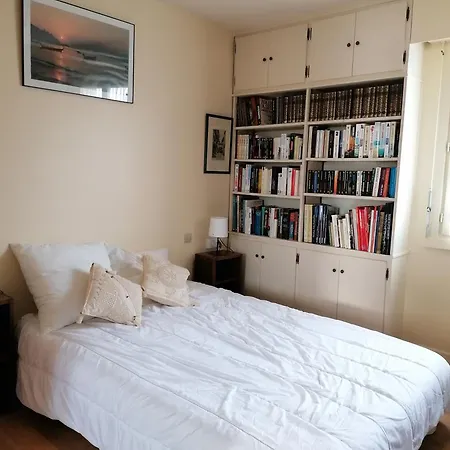 Grand Avec Vue - A Pied *