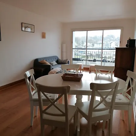 Grand Avec Vue - A Pied Apartmán *