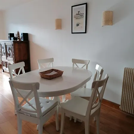 Grand Avec Vue - A Pied Apartmán *