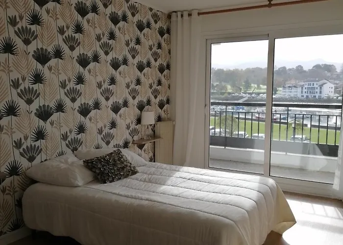 Appartement Grand Avec Vue - A Pied